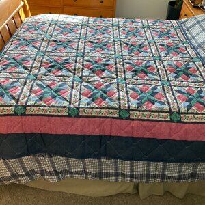 Colorful Twin Quilt Blanket - Vintage